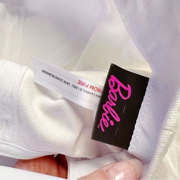 ɴᴡᴛ ʙᴀʀʙɪᴇ x ᴜᴏ ꜱɴᴀᴘʙᴀᴄᴋ ʟᴏɢᴏ ʜᴀᴛ - Picture 10 of 17